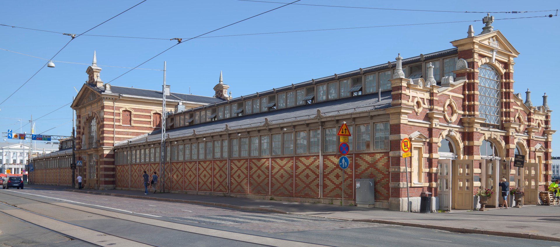 Helsinki's Market Halls: Where to Eat Like a Local